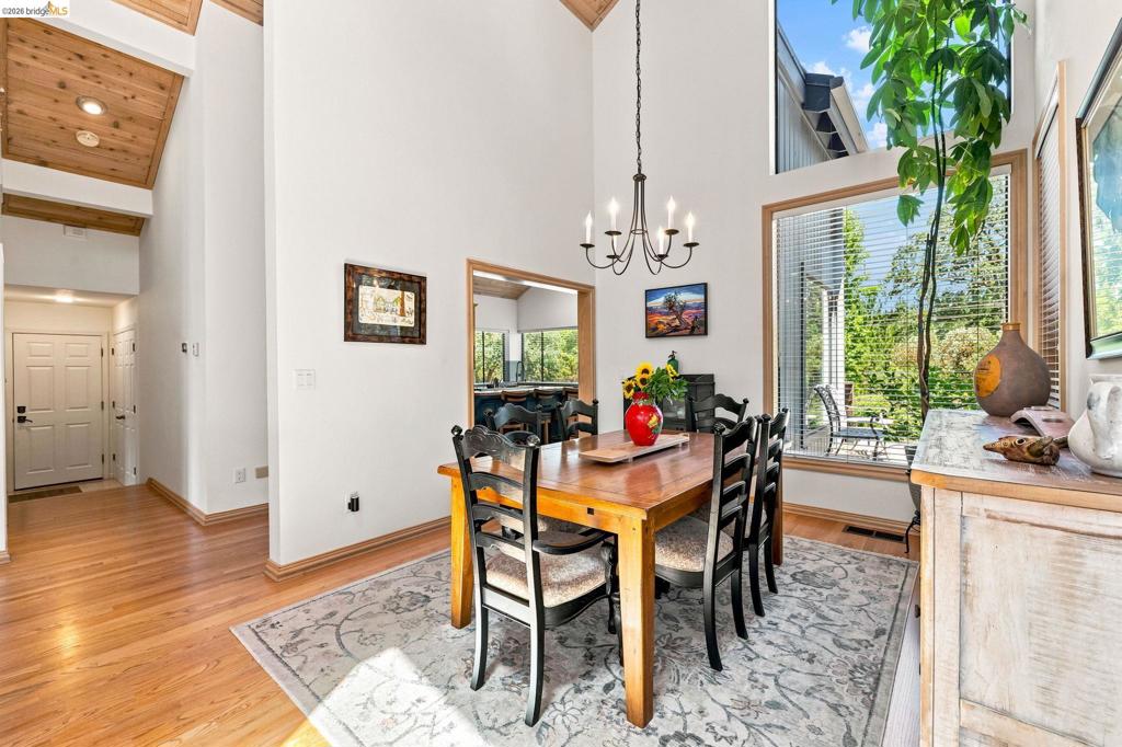 14469 Phillip Ln, Sonora, CA 95370