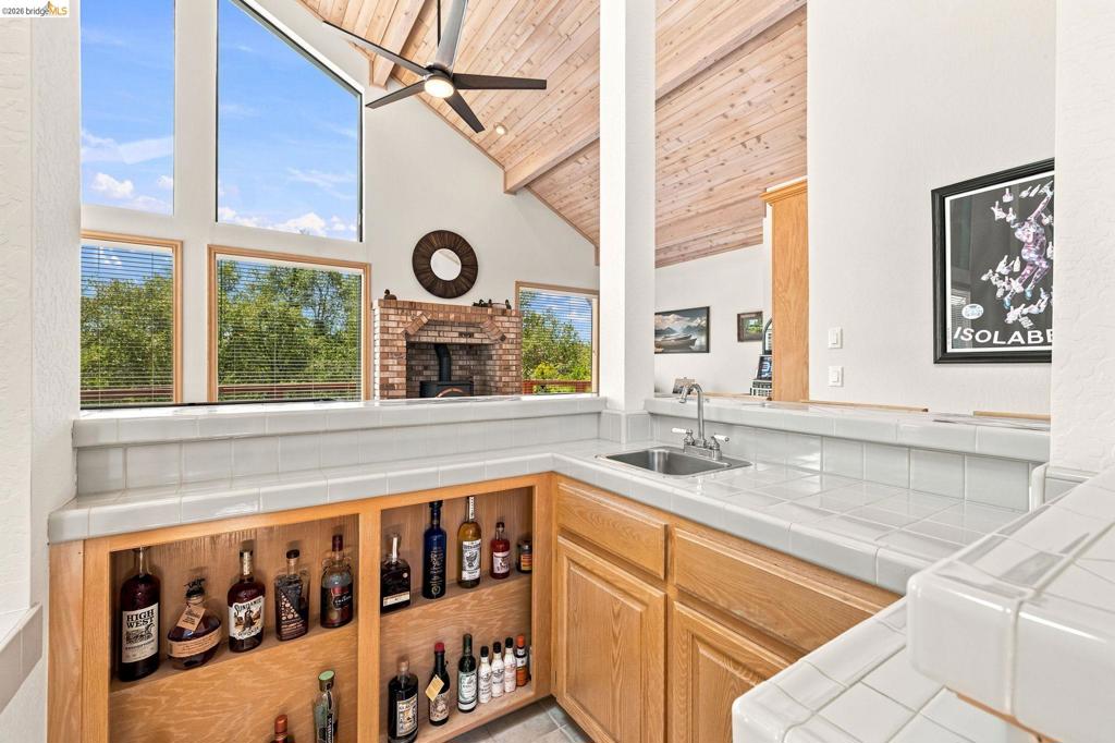 14469 Phillip Ln, Sonora, CA 95370