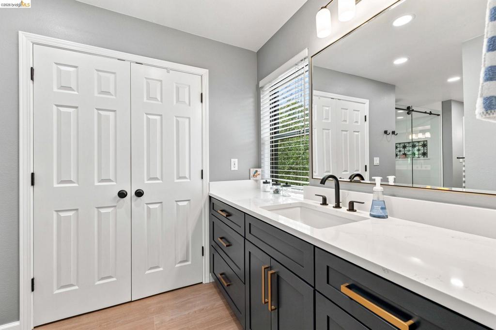 14469 Phillip Ln, Sonora, CA 95370