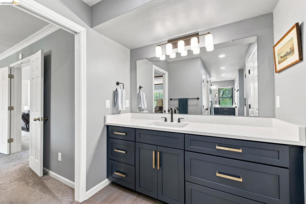 14469 Phillip Ln, Sonora, CA 95370