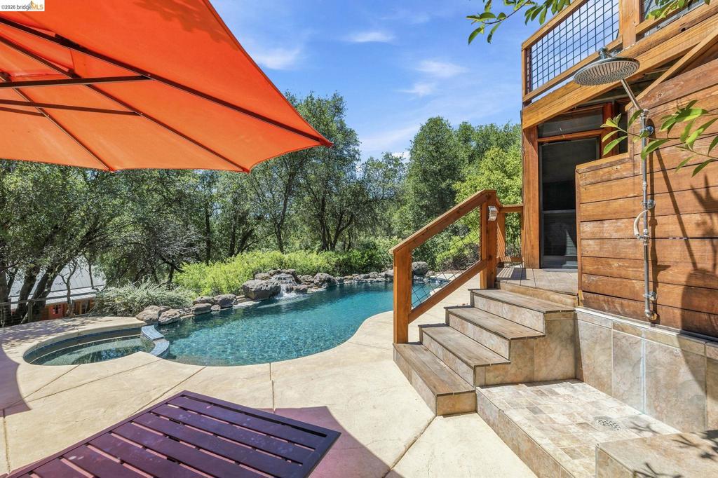 14469 Phillip Ln, Sonora, CA 95370