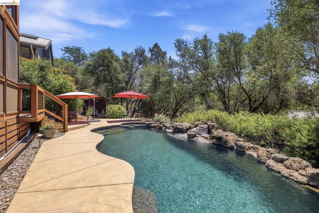 14469 Phillip Ln, Sonora, CA 95370