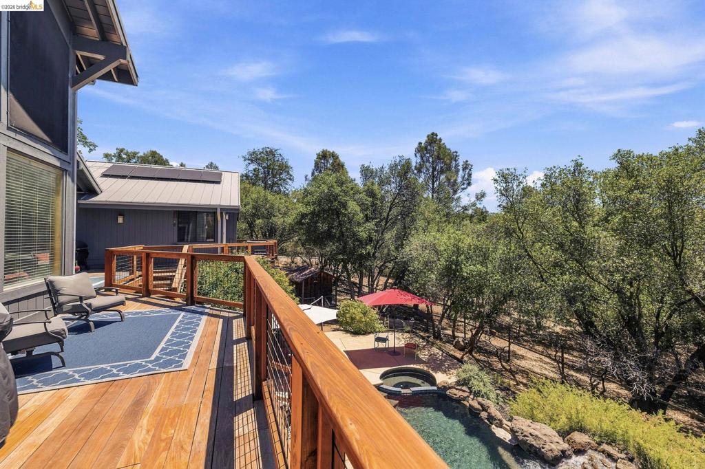 14469 Phillip Ln, Sonora, CA 95370