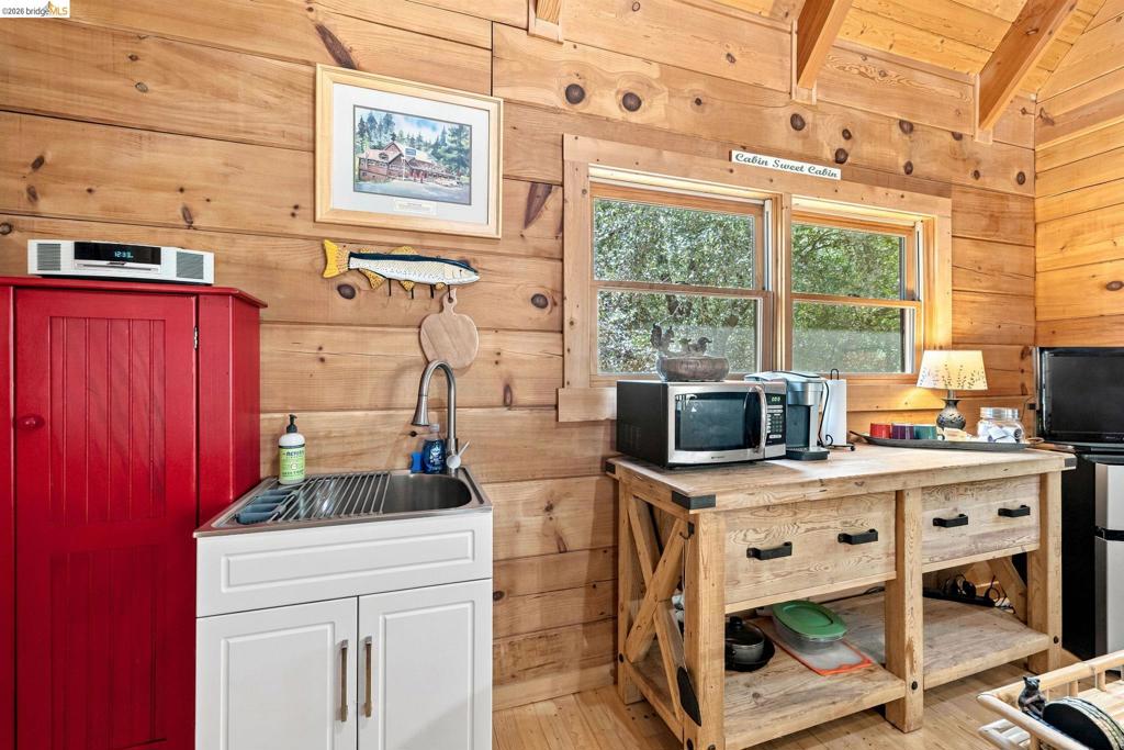 14469 Phillip Ln, Sonora, CA 95370