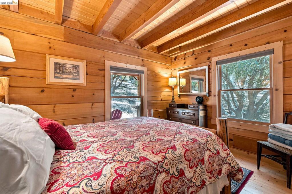 14469 Phillip Ln, Sonora, CA 95370
