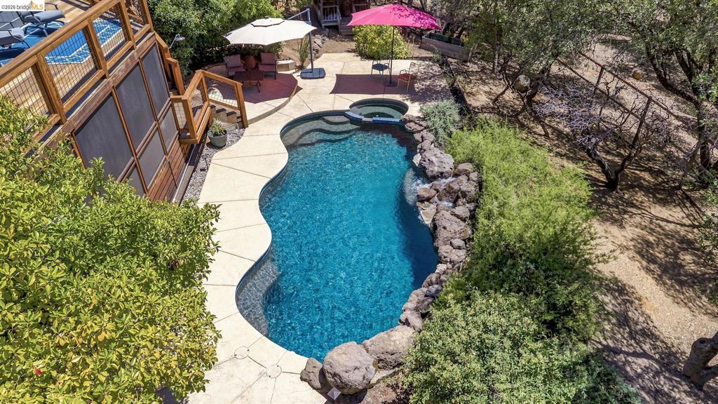 14469 Phillip Ln, Sonora, CA 95370