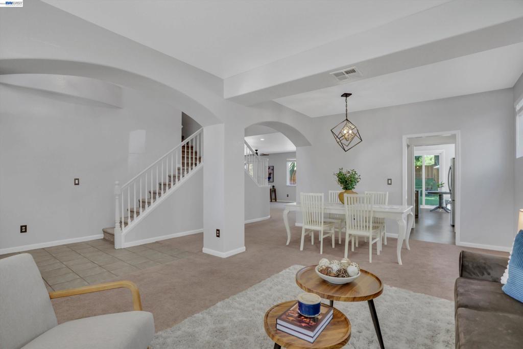 757 Dody Dr, Manteca, CA 95337
