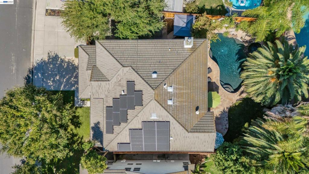 757 Dody Dr, Manteca, CA 95337