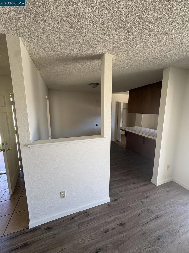 1527 Moffett Rd, Ceres, CA 95307