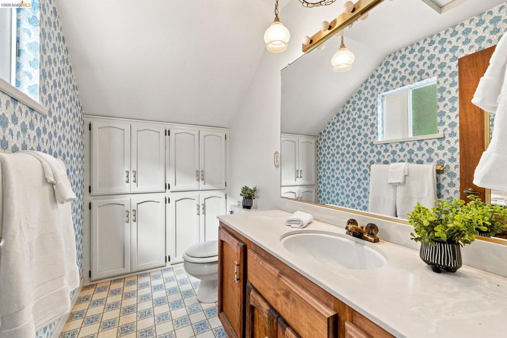 25417 David Dr, Long Barn, CA 95335
