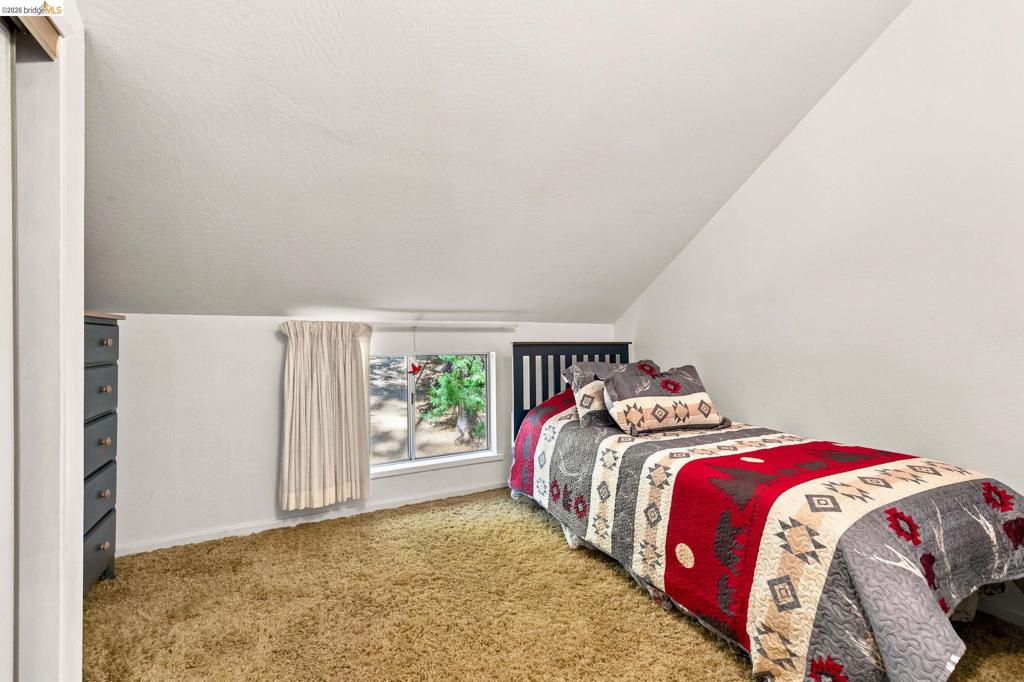 25417 David Dr, Long Barn, CA 95335