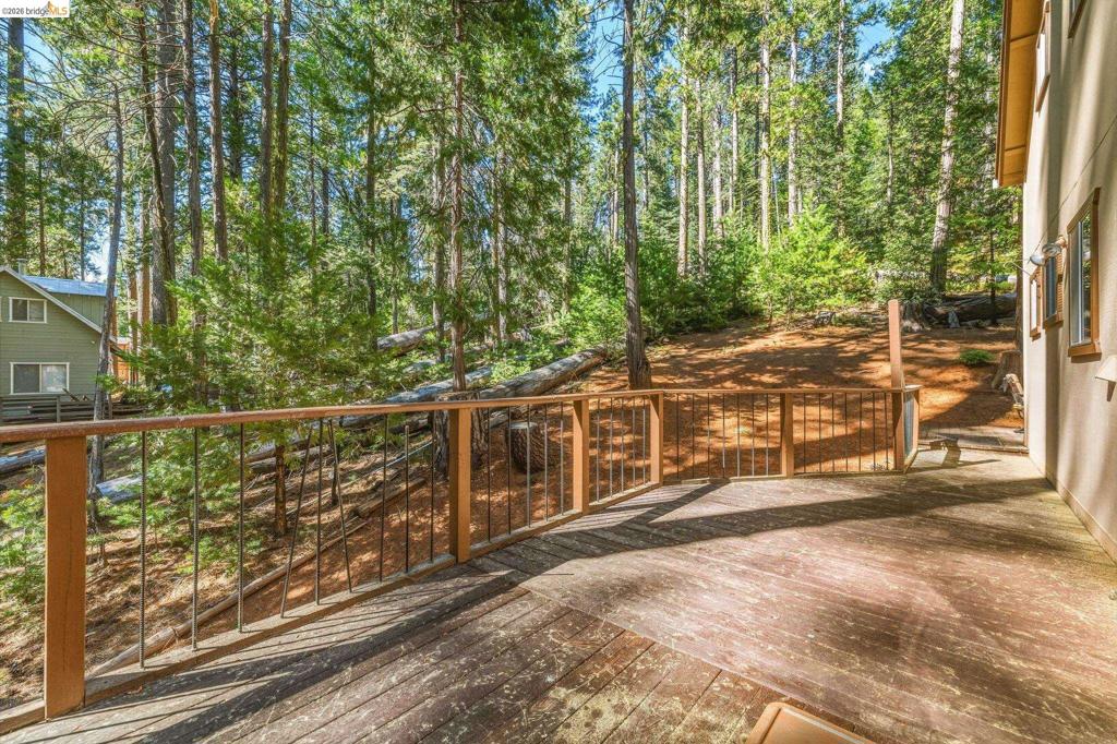 25417 David Dr, Long Barn, CA 95335