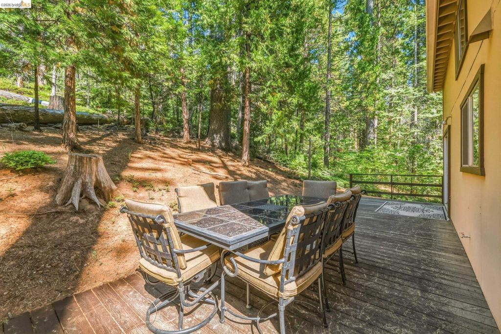 25417 David Dr, Long Barn, CA 95335