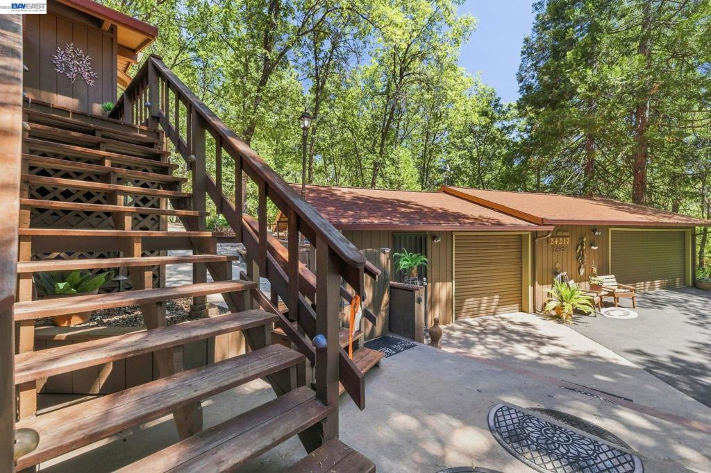 24217 Appaloosa Way, Sonora, CA 95370