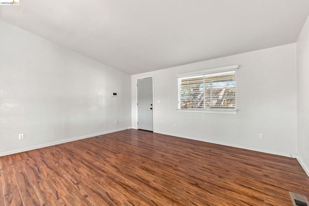 2481 Stoney Court, La Grange, CA 95329