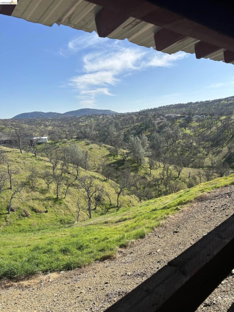 2481 Stoney Court, La Grange, CA 95329