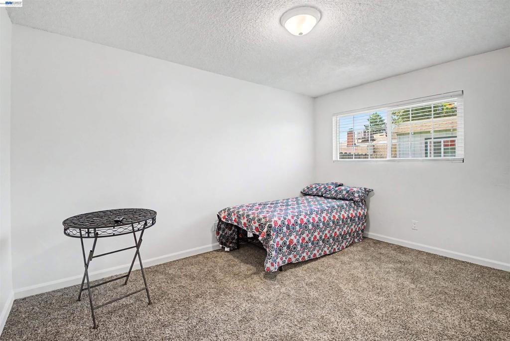204 Clemmensen Ave, Madera, CA 93637