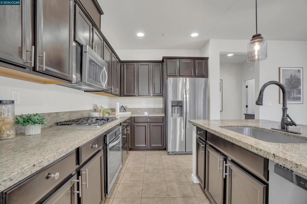 797 Marjoram Dr, Brentwood (CC), CA 94513