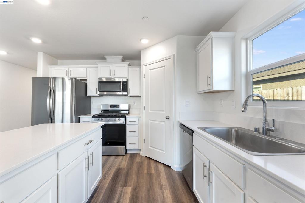 4577 Isabel Ct, Merced, CA 95348