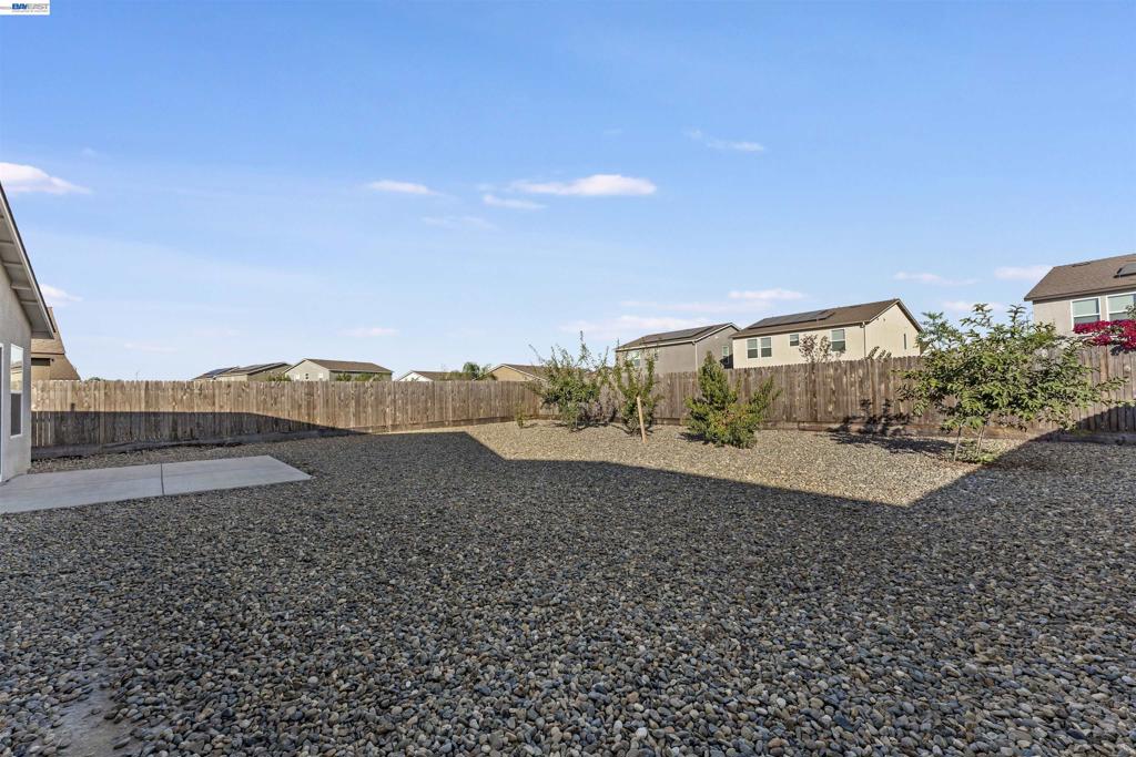 4577 Isabel Ct, Merced, CA 95348