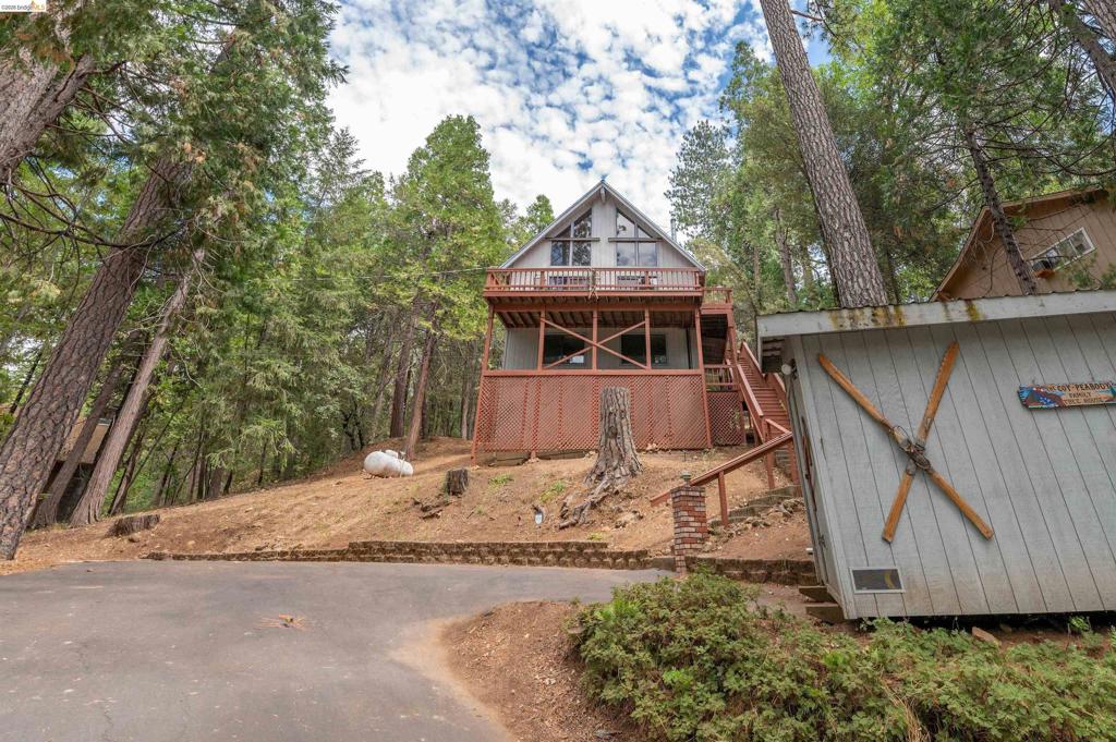 22321 Ponderosa Dr., Twain Harte, CA 95383-9576