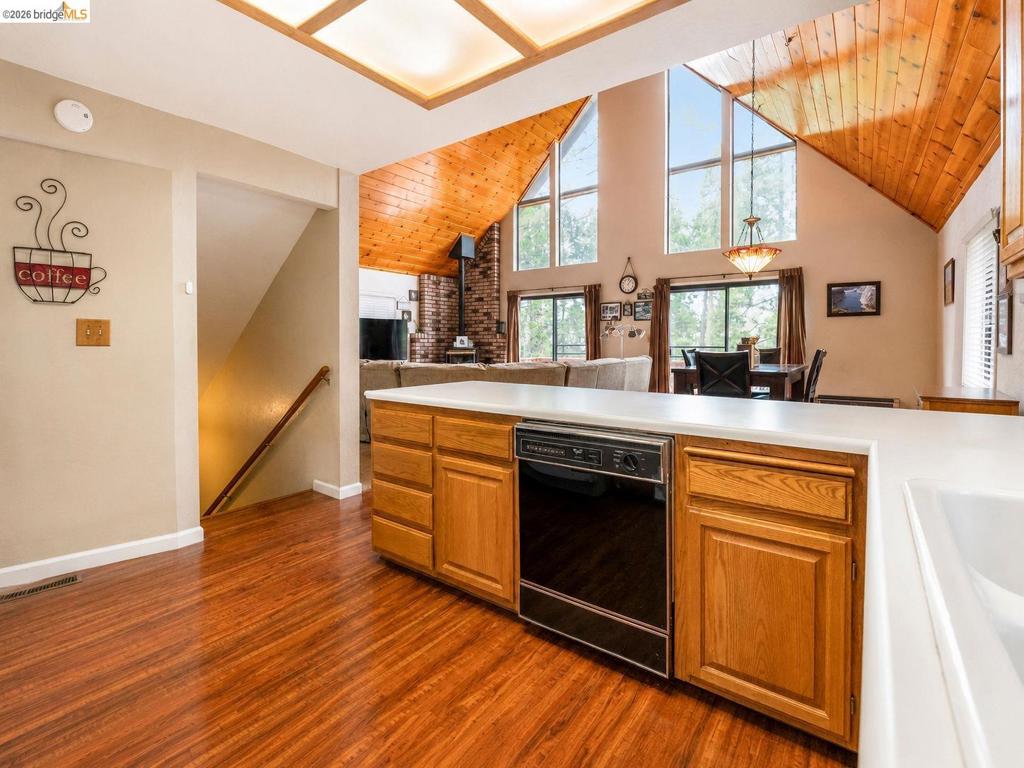 22321 Ponderosa Dr., Twain Harte, CA 95383-9576