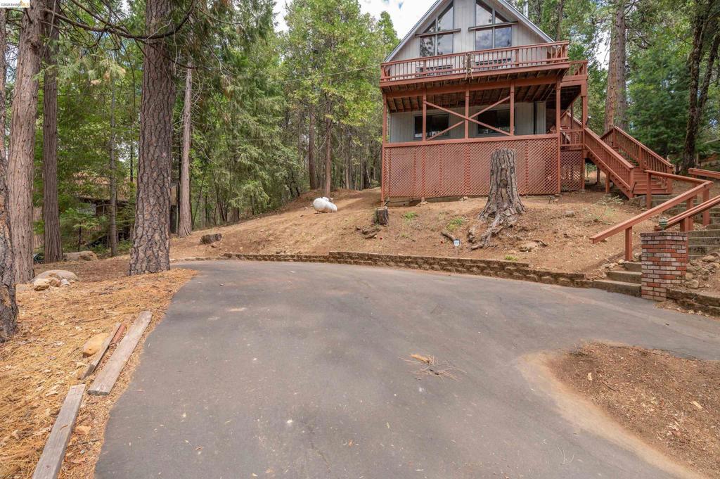 22321 Ponderosa Dr., Twain Harte, CA 95383-9576