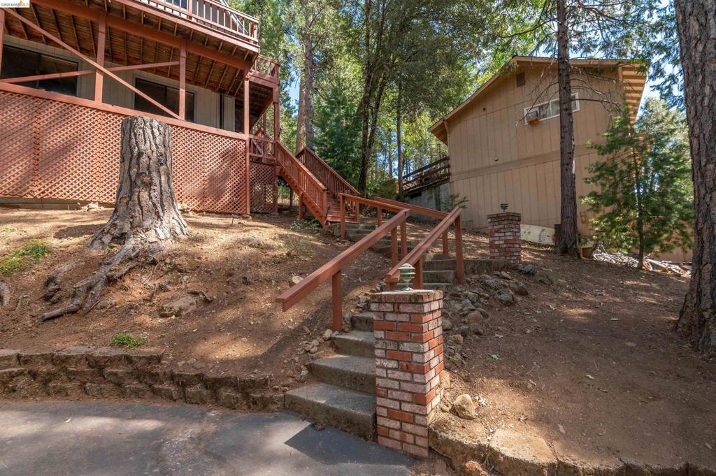 22321 Ponderosa Dr., Twain Harte, CA 95383-9576