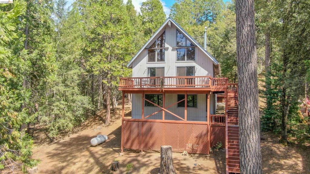 22321 Ponderosa Dr., Twain Harte, CA 95383-9576