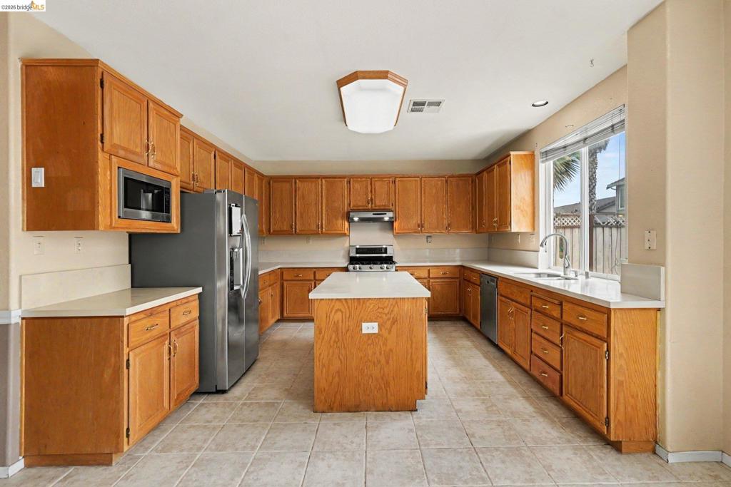 150 Malaga Way, Brentwood (CC), CA 94513