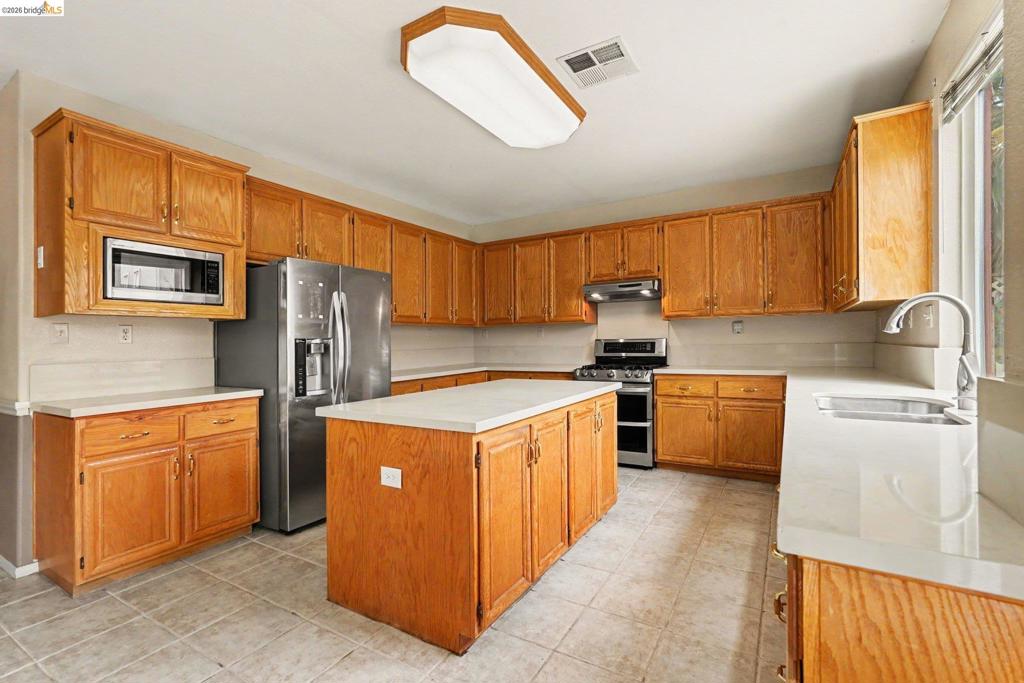 150 Malaga Way, Brentwood (CC), CA 94513