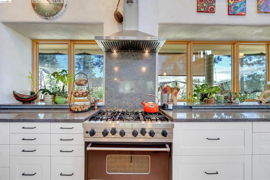 9935 Jackass creek Rd, Groveland, CA 95321