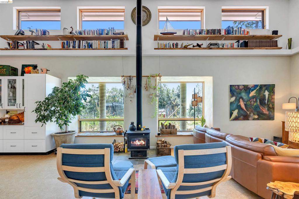 9935 Jackass creek Rd, Groveland, CA 95321