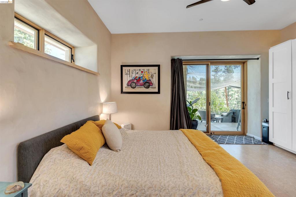 9935 Jackass creek Rd, Groveland, CA 95321