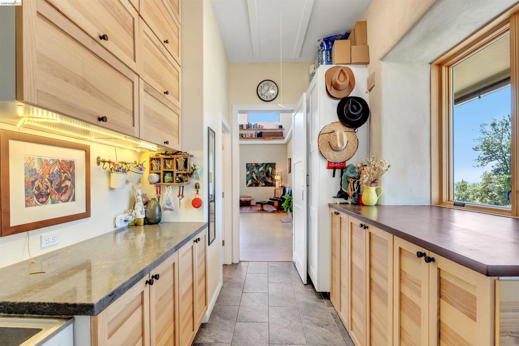 9935 Jackass creek Rd, Groveland, CA 95321