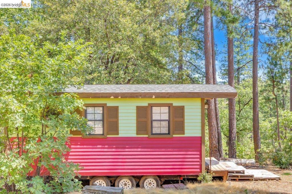 9935 Jackass creek Rd, Groveland, CA 95321