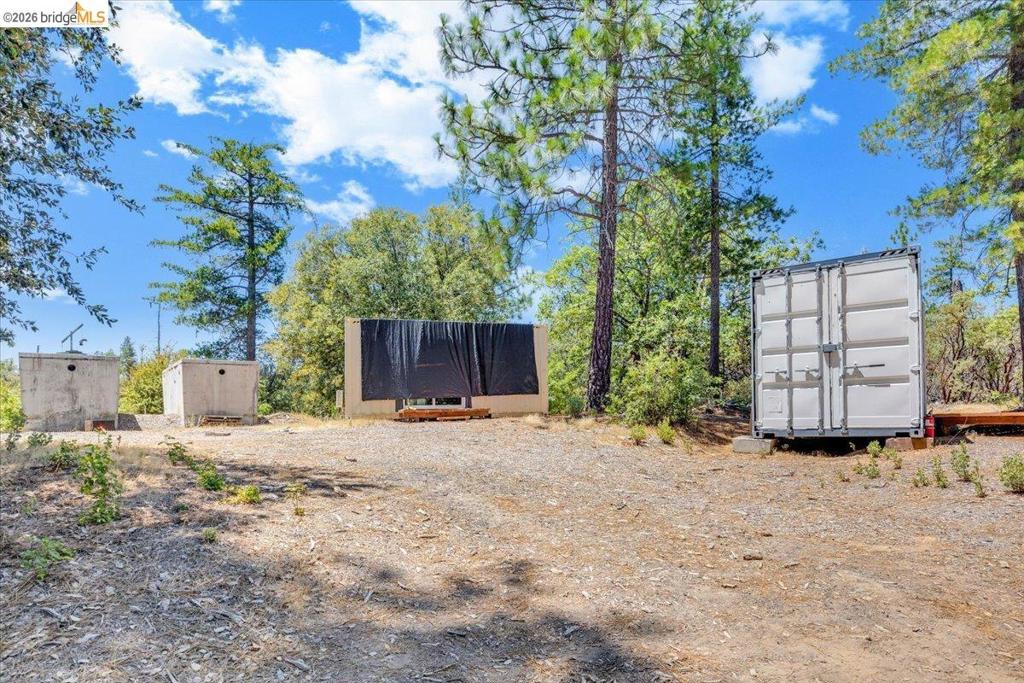 9935 Jackass creek Rd, Groveland, CA 95321