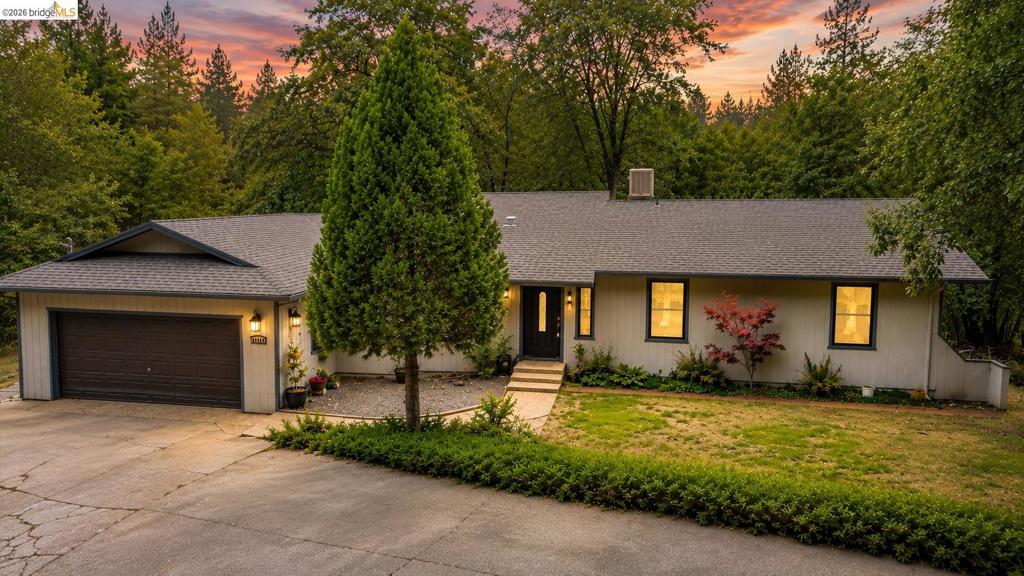 22100 Thunderbolt Dr., Sonora, CA 95370