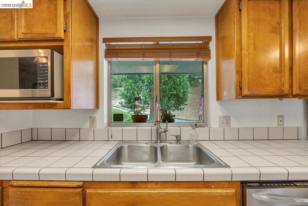 22100 Thunderbolt Dr., Sonora, CA 95370