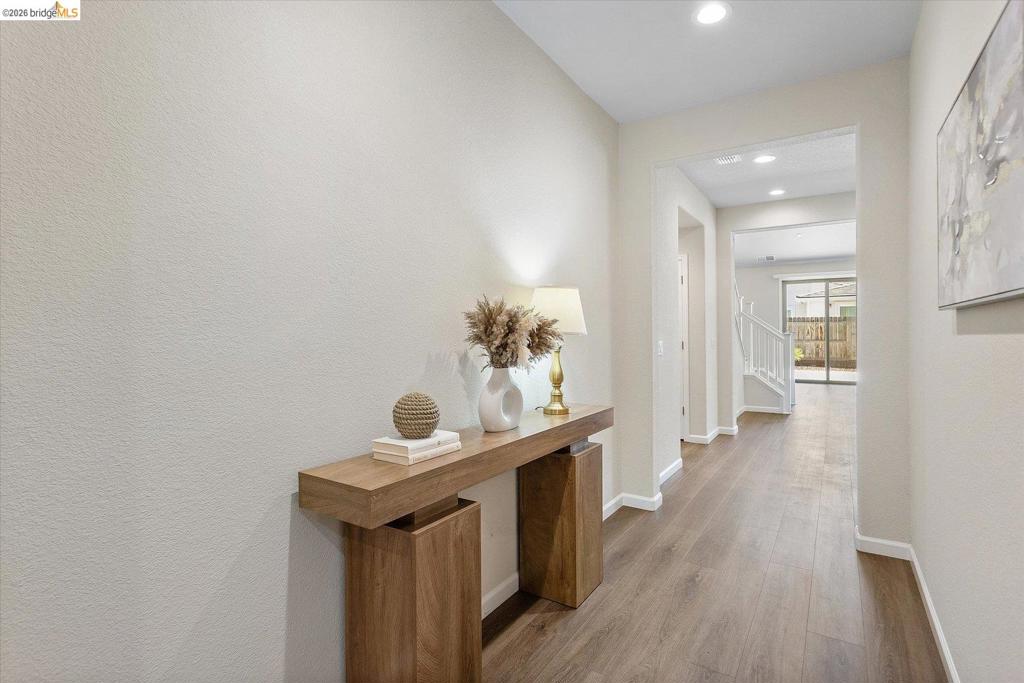 4352 Vanguard DR, Modesto, CA 95356