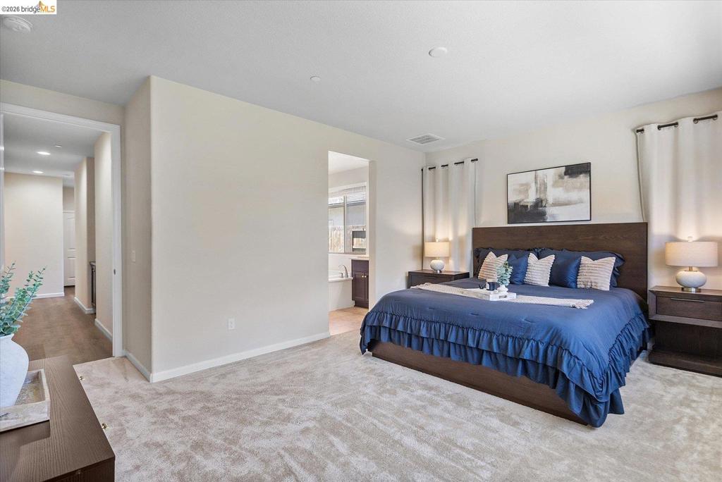 4352 Vanguard DR, Modesto, CA 95356