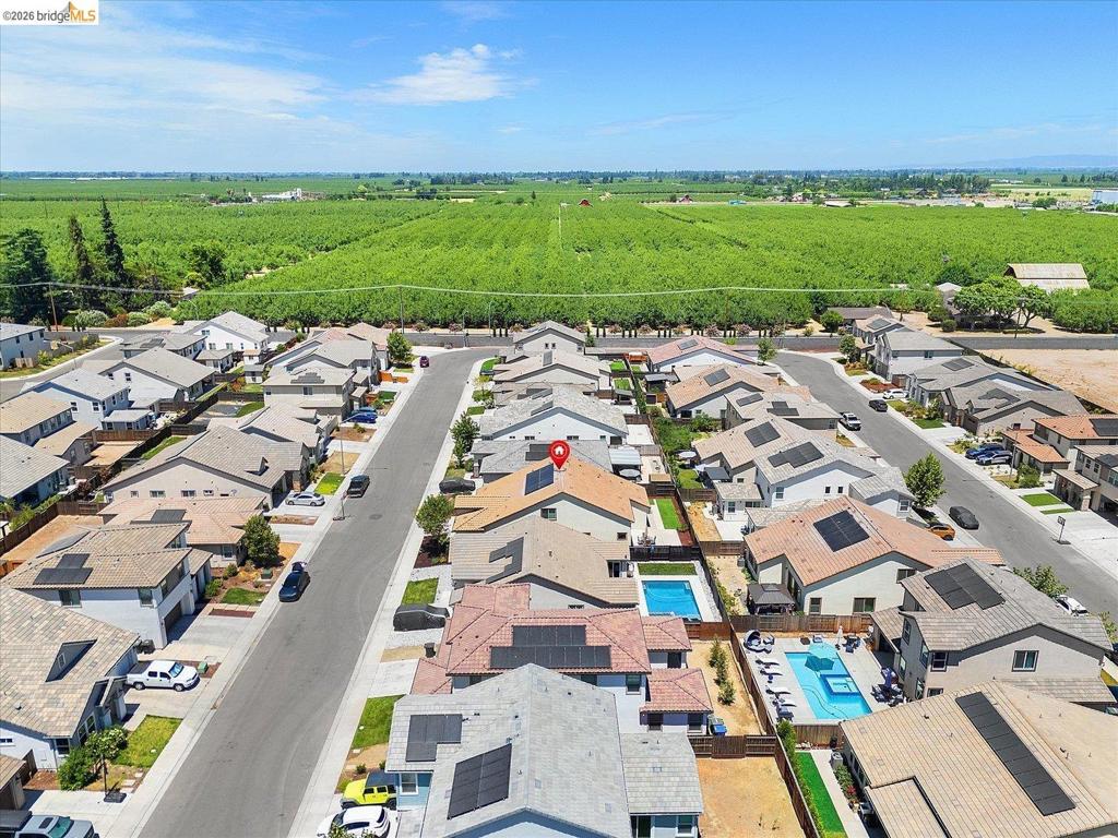 4352 Vanguard DR, Modesto, CA 95356