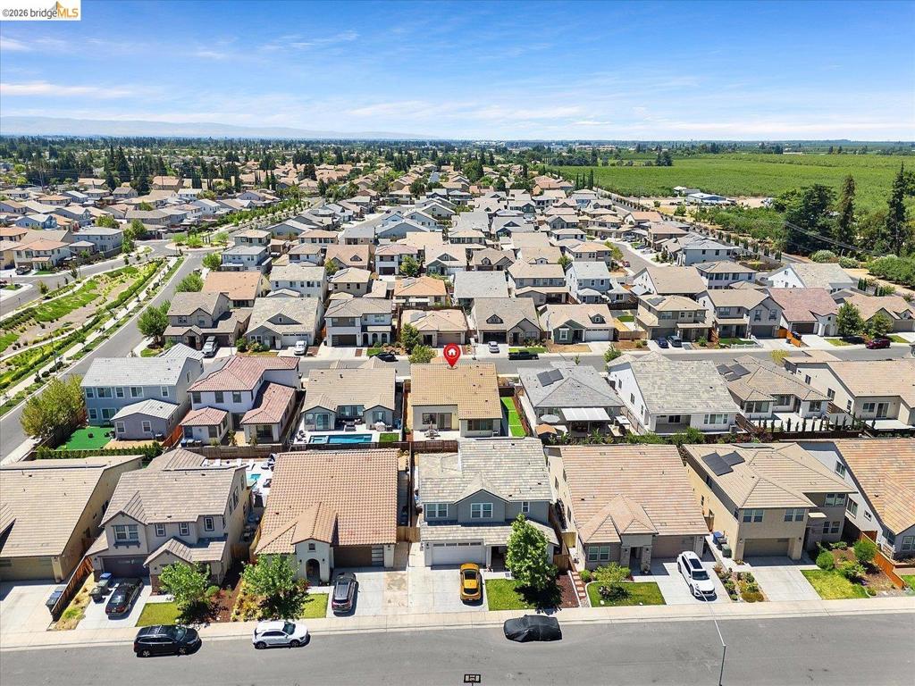 4352 Vanguard DR, Modesto, CA 95356
