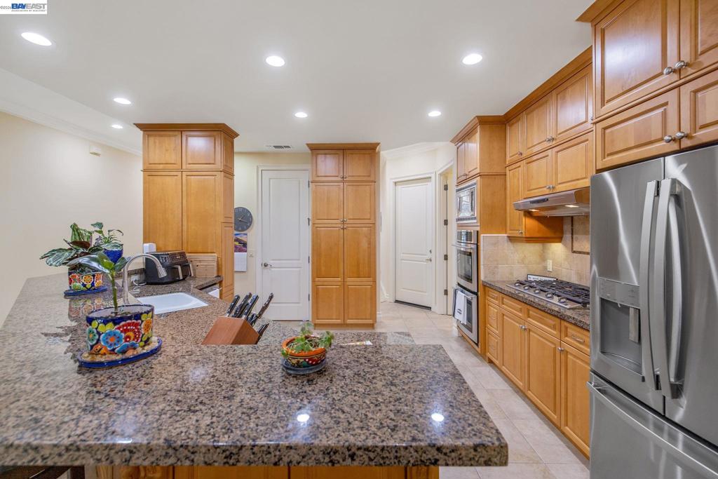 5411 West Mission Avenue, Visalia, CA 93277