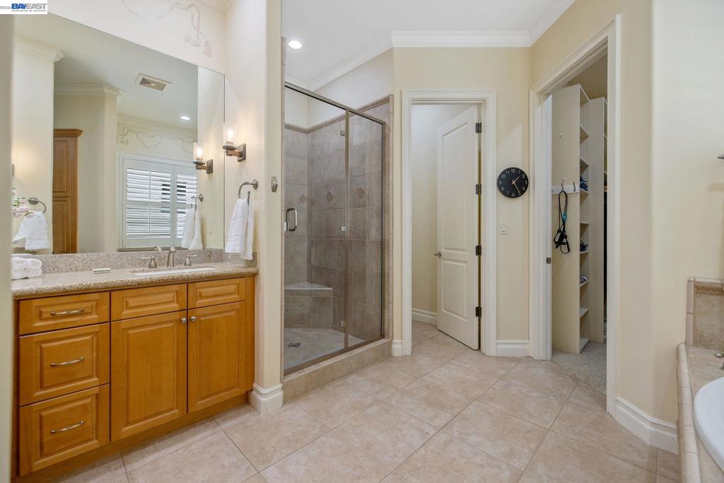 5411 West Mission Avenue, Visalia, CA 93277