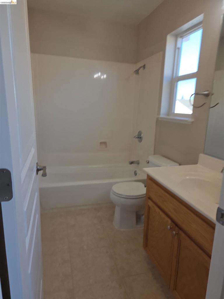 1867 Treeline Way, Manteca, CA 95336