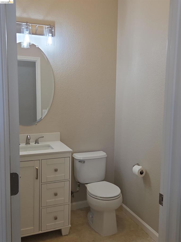 1867 Treeline Way, Manteca, CA 95336