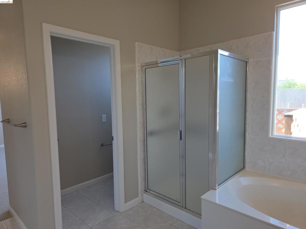 1867 Treeline Way, Manteca, CA 95336