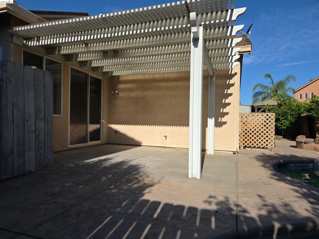 1867 Treeline Way, Manteca, CA 95336