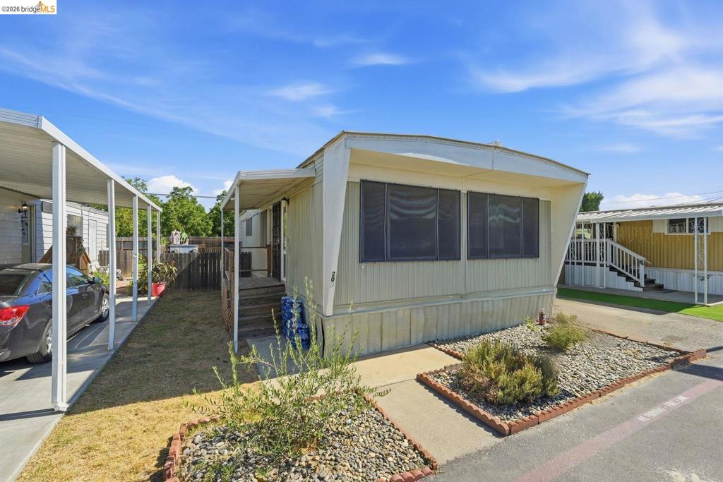 8200 Jantzen RD, Modesto, CA 95357